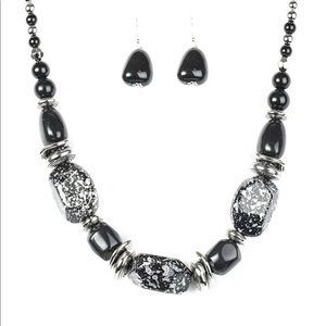 Matching jewelry set 💎